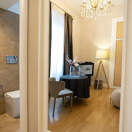 Cardilli Luxury Alojamento de Acomodação e Pequeno-almoço 4*