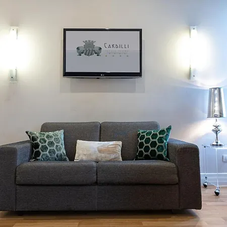 Frühstückspension Cardilli Luxury 2*