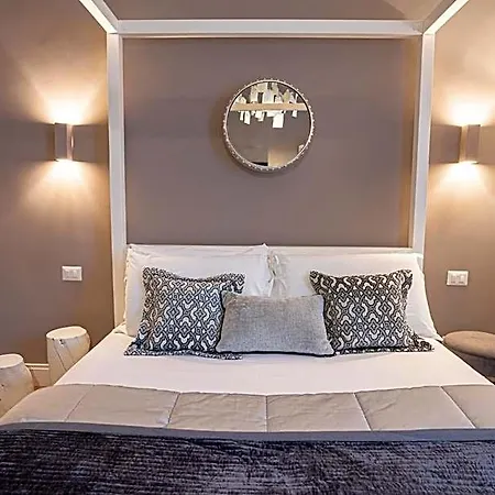 Cardilli Luxury Panzió 4*