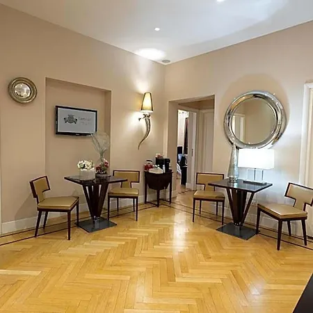 Cardilli Luxury Panzió 4*
