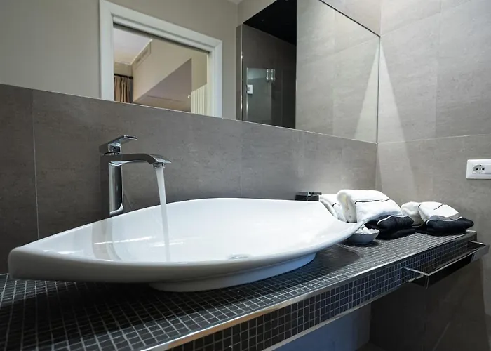 Alojamento de Acomodação e Pequeno-almoço Cardilli Luxury