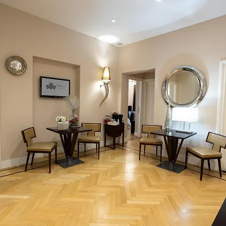 Cardilli Luxury 4* Рим