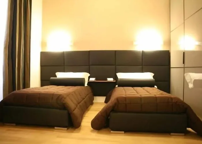 فندق مبيت وإفطار كارديللي لوكشري رومز روما